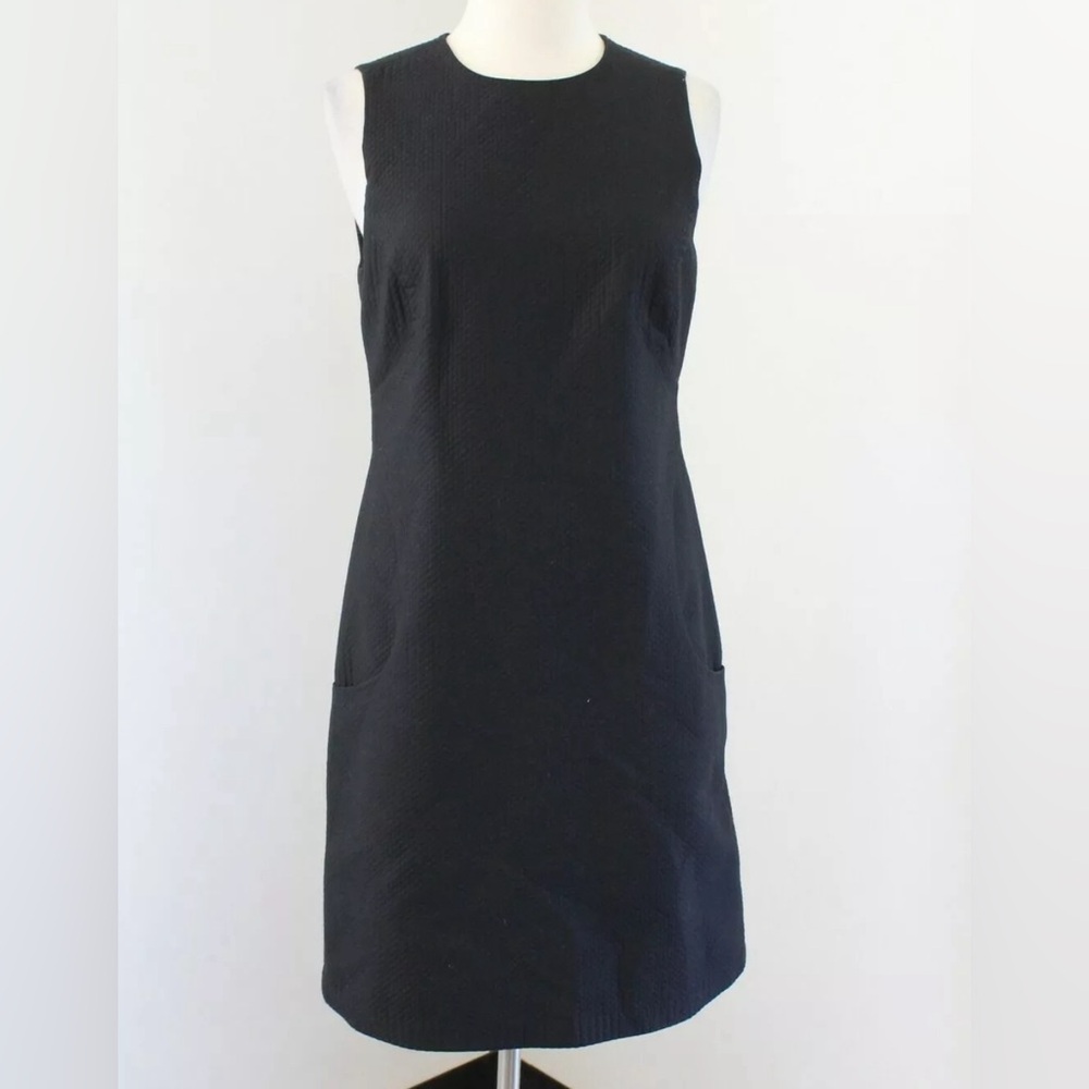 J McLaughlin Solid Black Diamond Textured Sheath Dress Size 4 Sleeveless Pockets